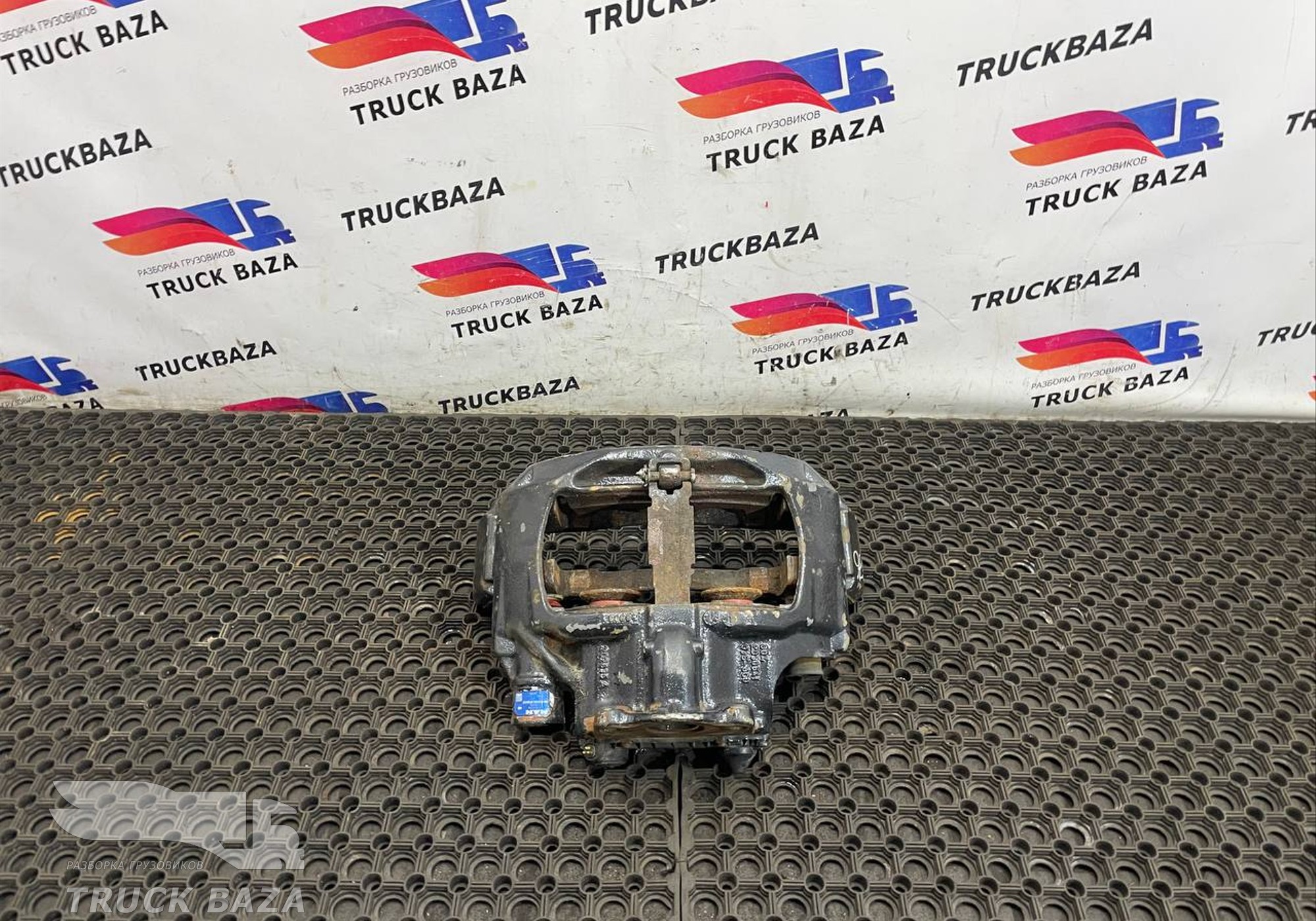 81508046724 Суппорт передний правый / задний левый для Man TGX TG3 (с 2020)