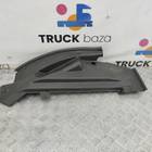 9736842318 Накладка порога правая