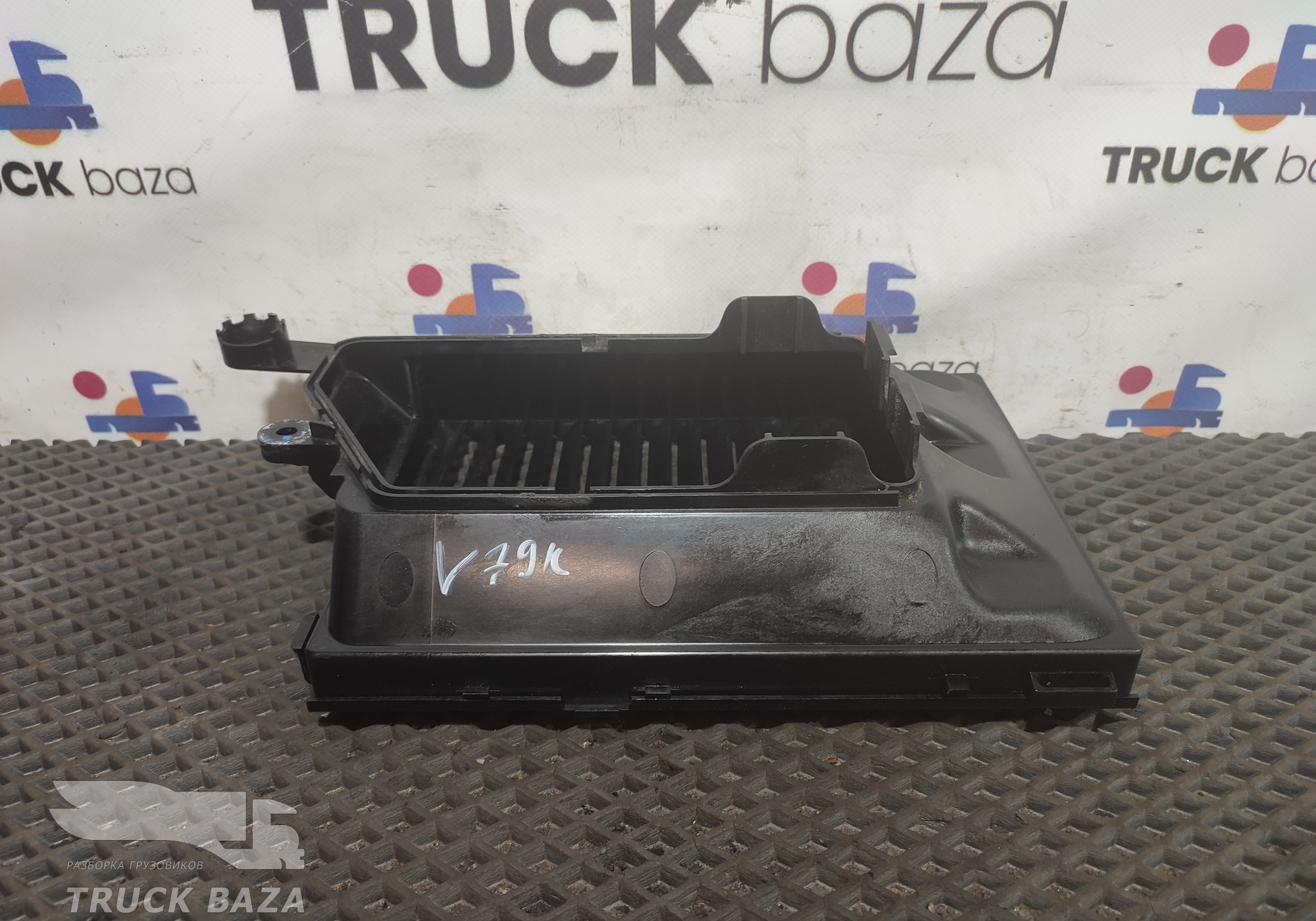 82209789 Корпус салонного фильтра для Volvo FH 4 (с 2012)