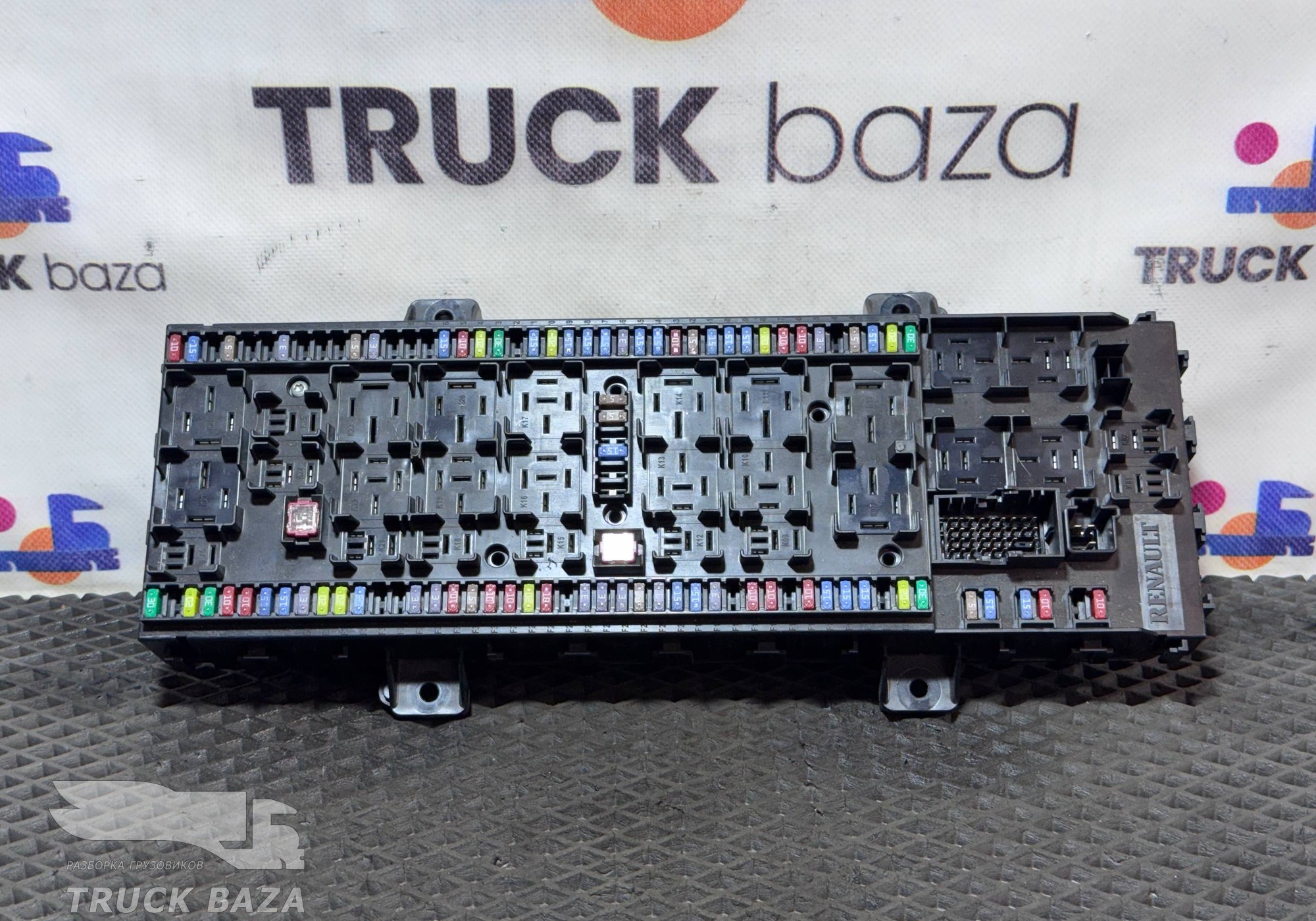 7421939524 Блок предохранителей для Renault T (с 2013)