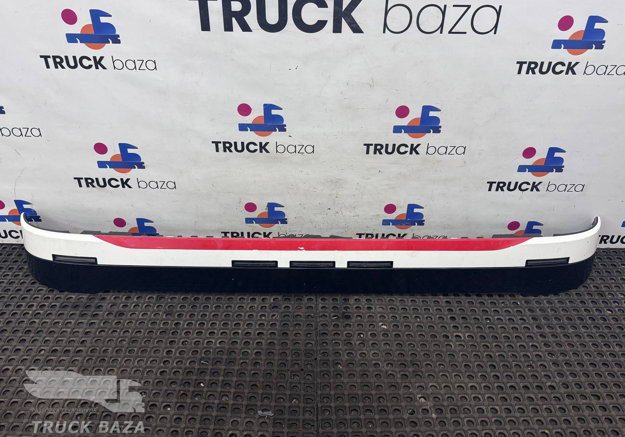 2541737 Козырек солнцезащитный