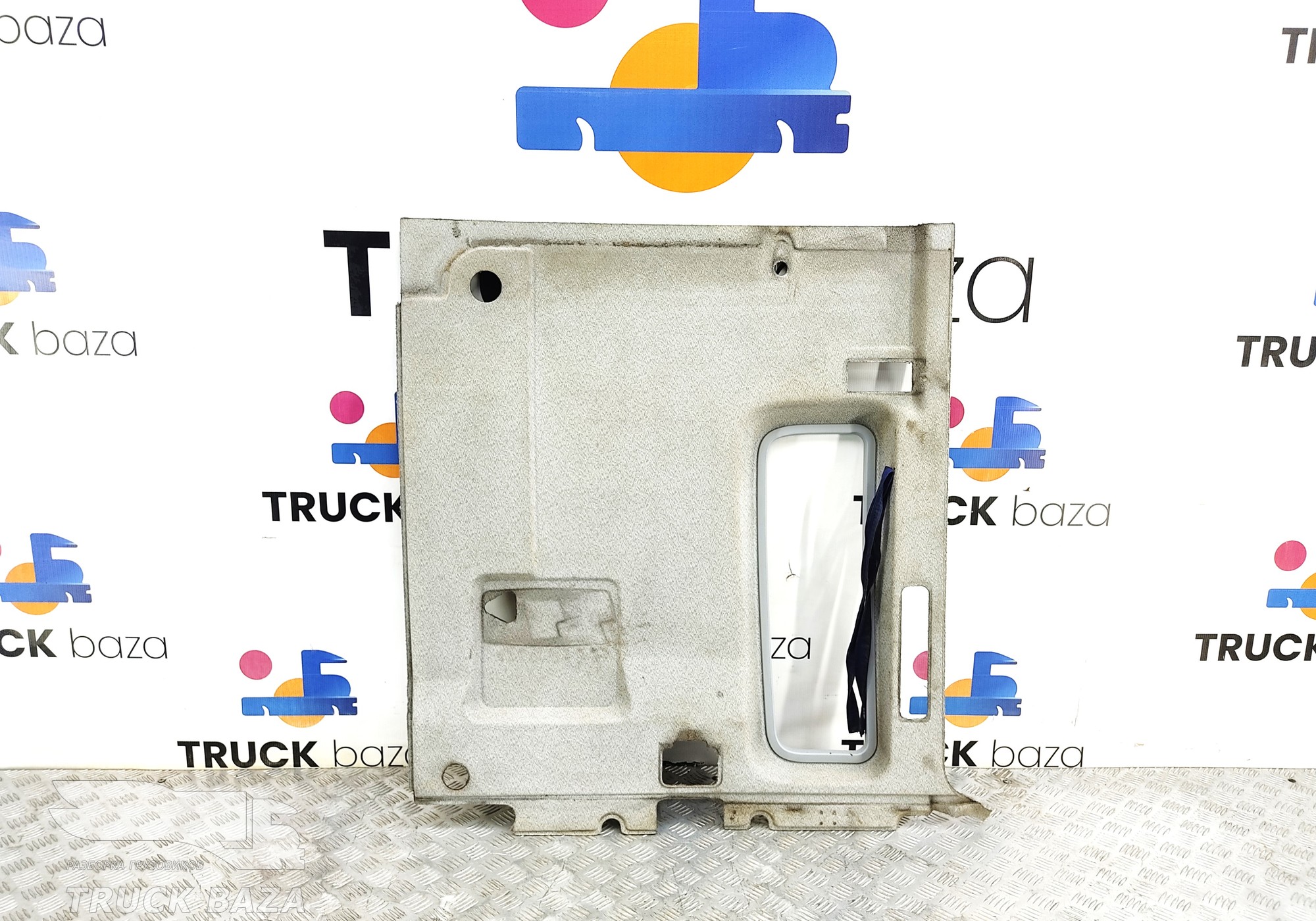 81625716061 Обшивка стенки правой для Man TGX II (с 2012)