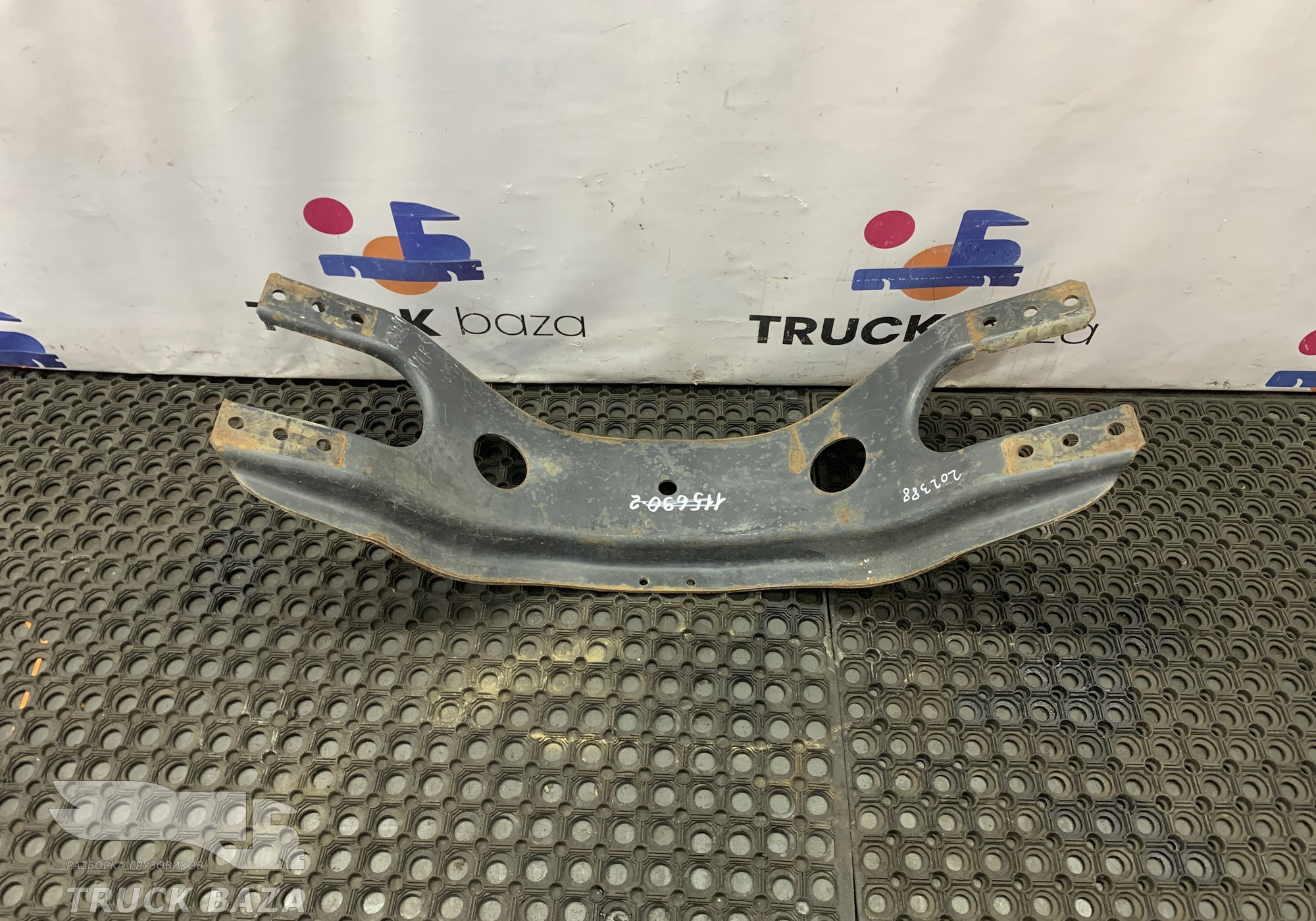 9413120310 Траверса рамы поперечная для Mercedes-Benz Axor