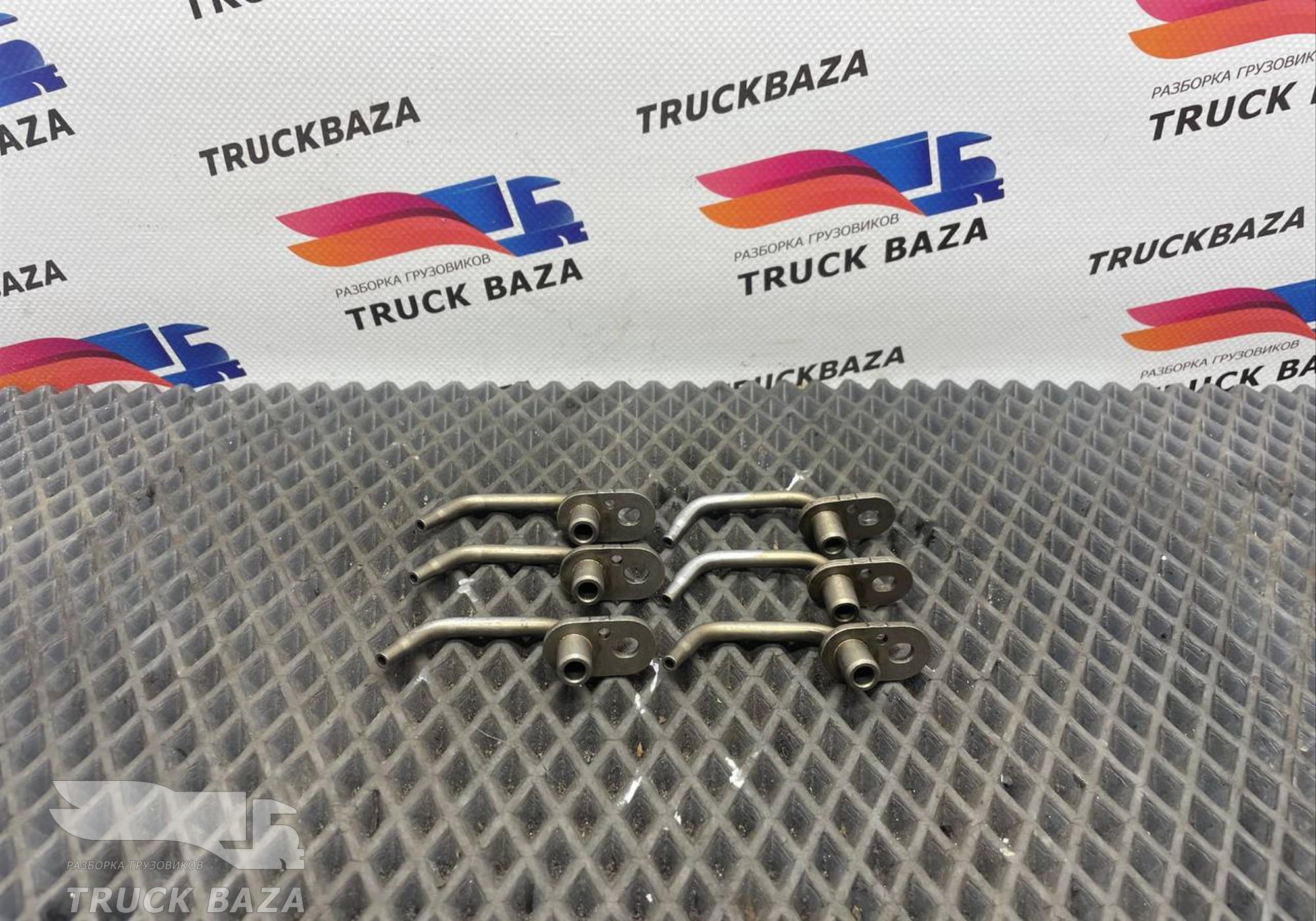 51016010017 Форсунка масляная (комплект) для Man TGX II (с 2012)