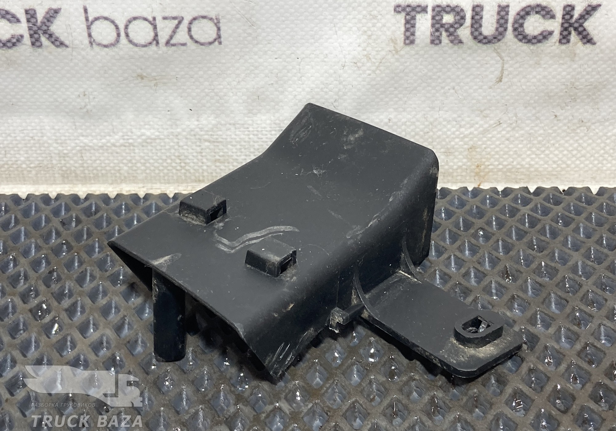 9704291040 Кронштейн пневмотрубок