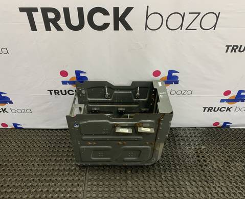 YZ900076000022 Ящик АКБ для Sinotruk Sitrak C7H