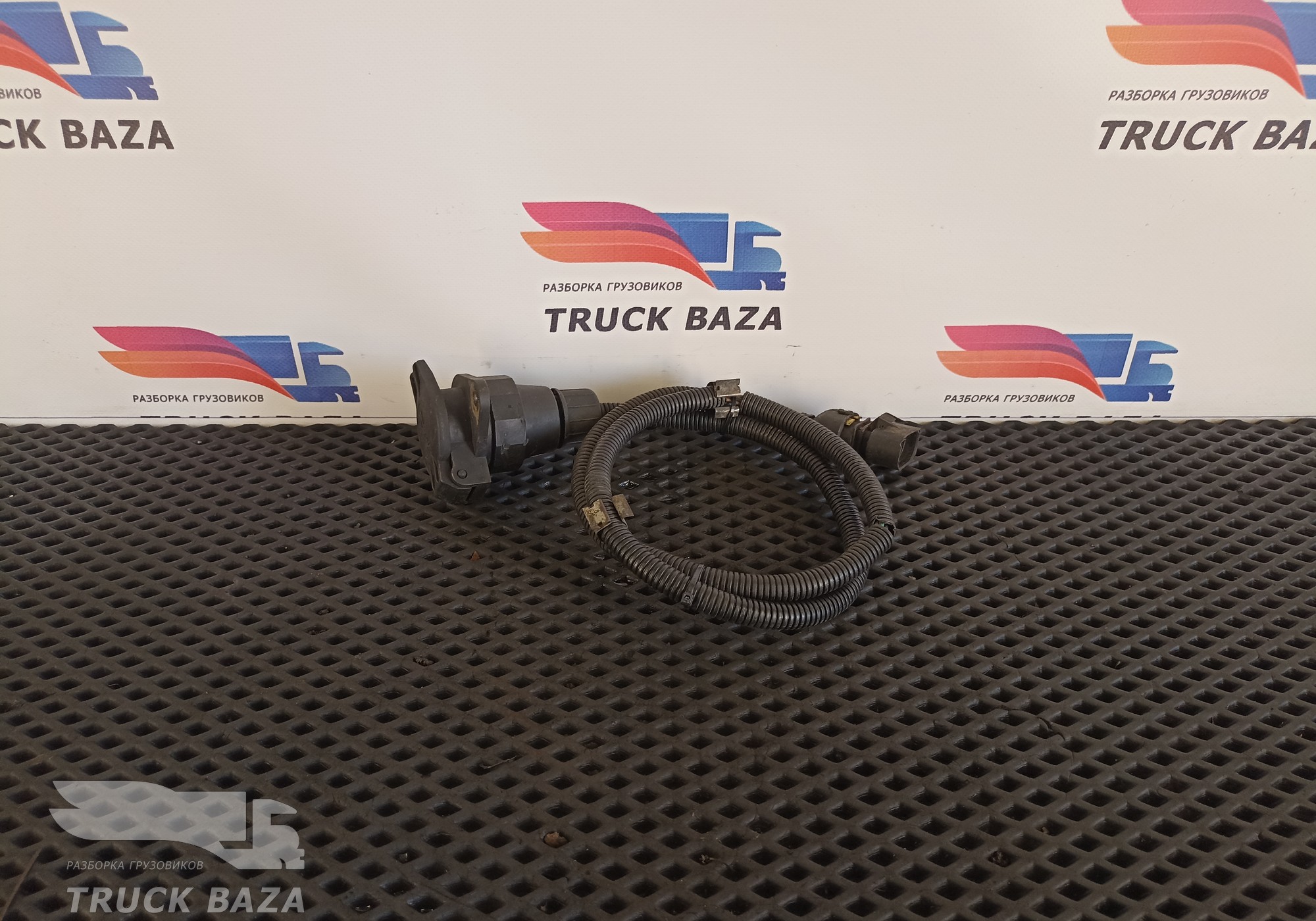 81254326201 Провод перекидной для Man TGX
