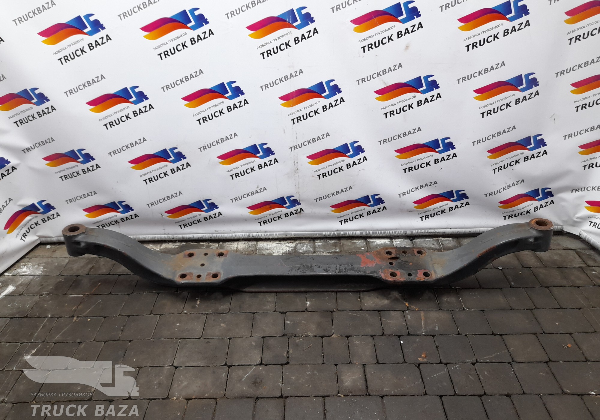 7420545766 Балка передняя поперечная для Volvo FH