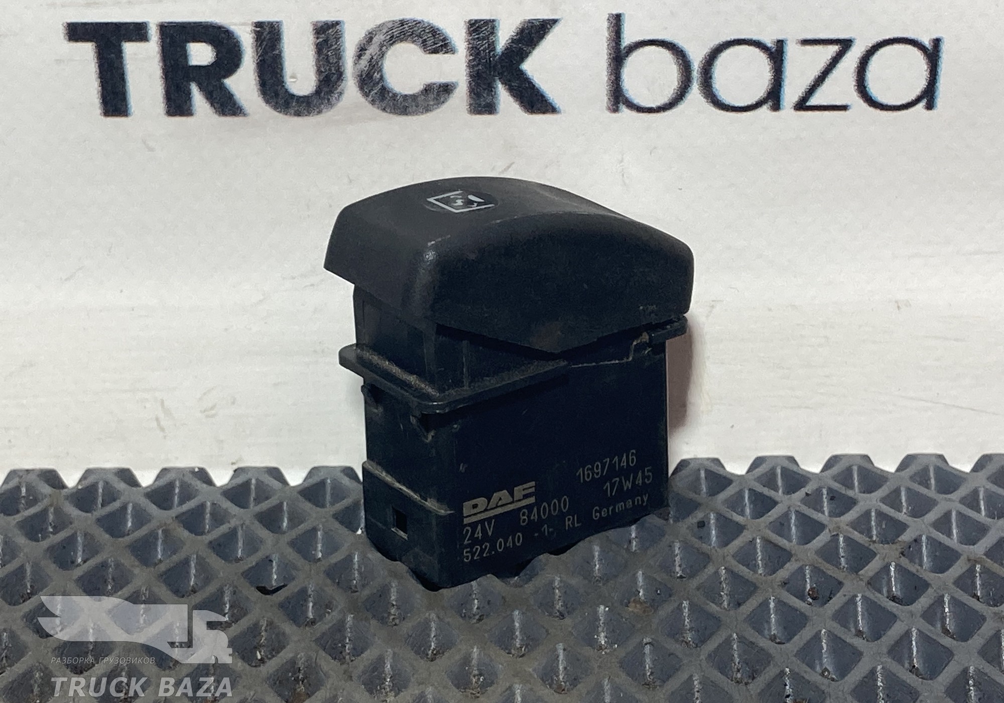 1697146 Кнопка отопителя