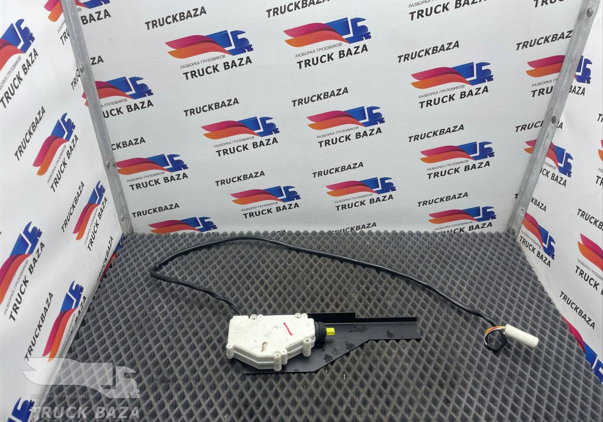 1339022 Активатор замка двери для Daf XF105 (с 2006 по 2020)