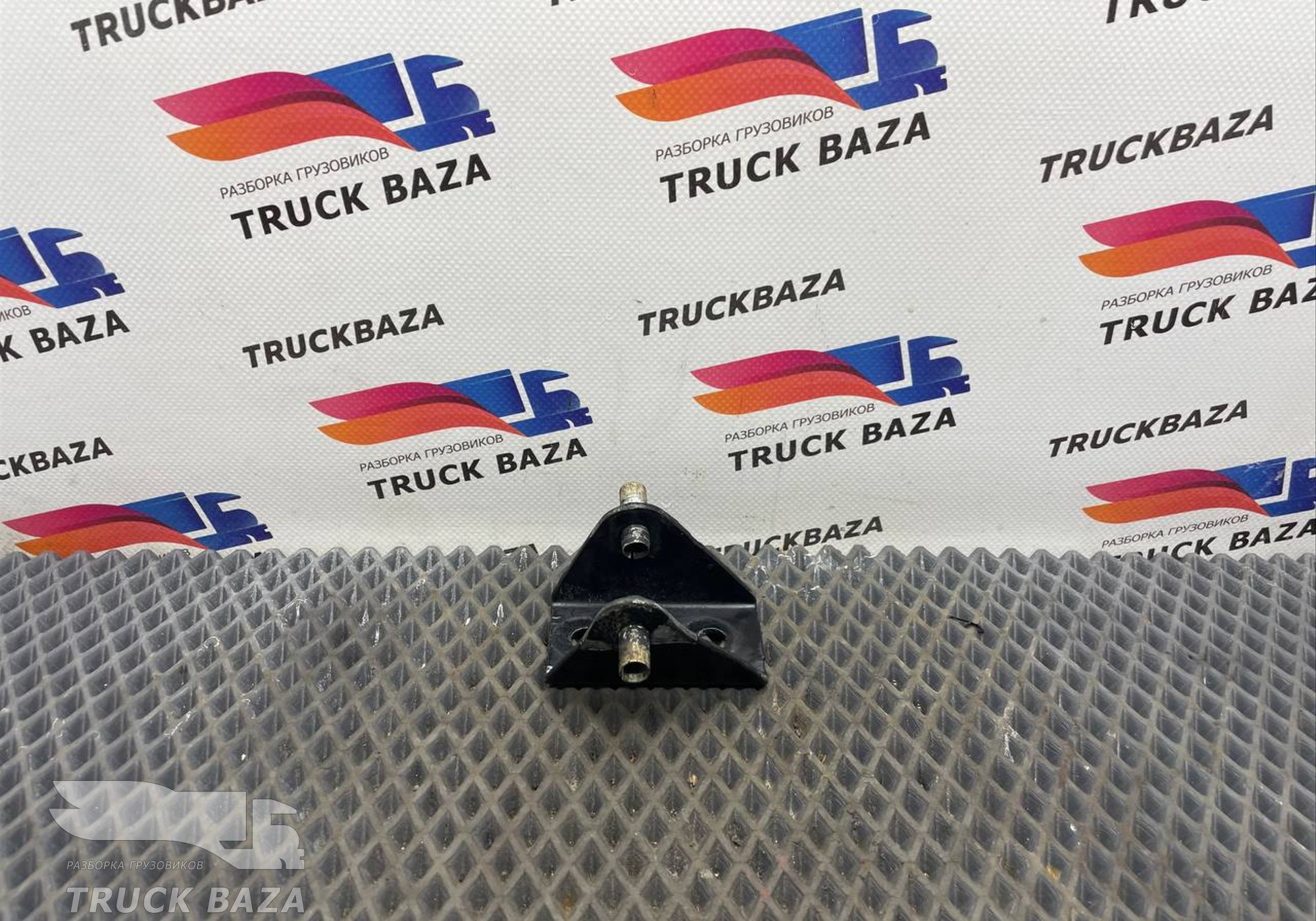 9417900148 Кронштейн спойлера кабины для Mercedes-Benz Actros MP3 (с 2008)