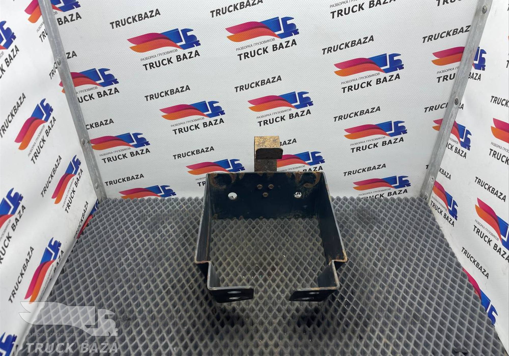 54901392708110 Кронштейн противооткатного упора для КАМАЗ 54901