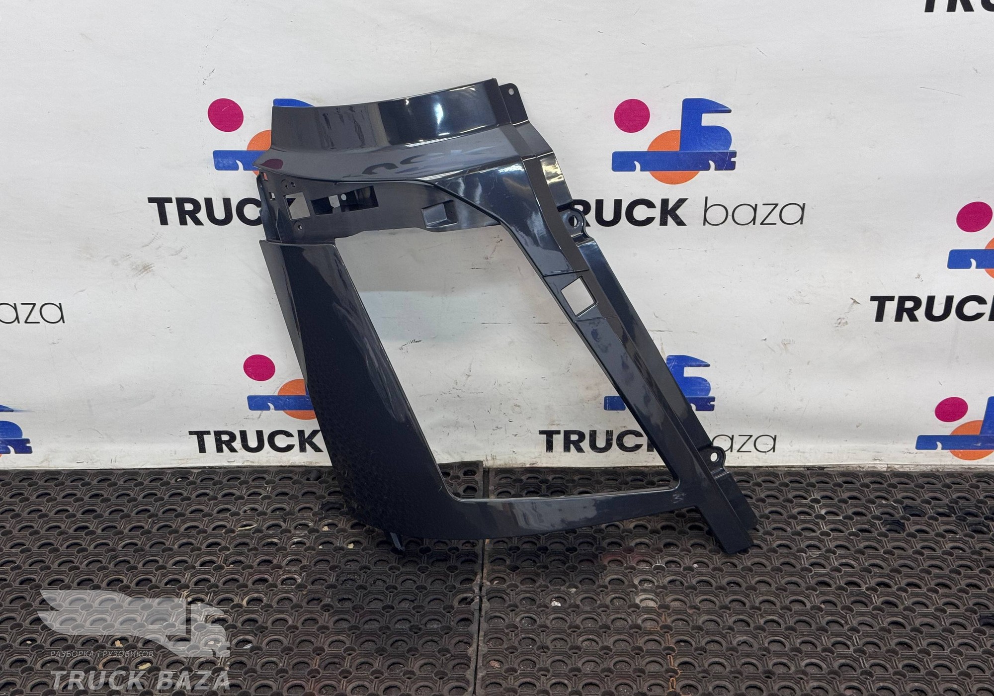 21874457 Облицовка фары правой для Volvo FH 4 (с 2012)