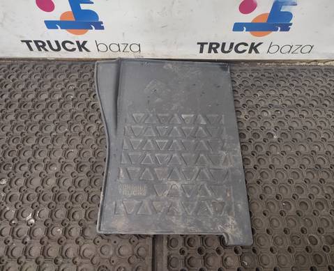 7482303772 Коврик салона правый для Renault T (с 2013)