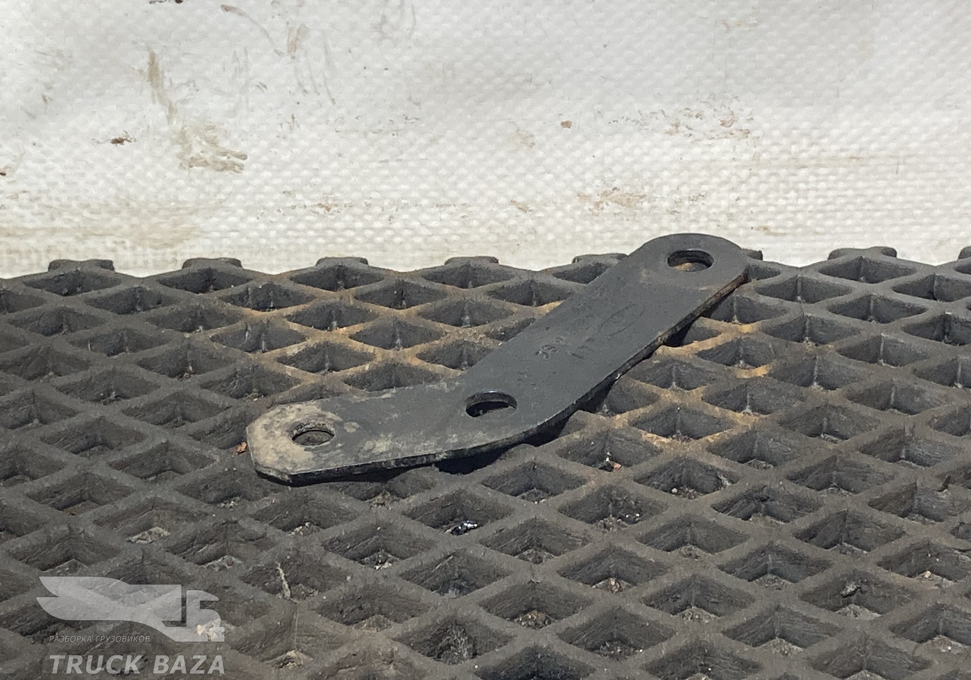 GC4614A206AEC Кронштейн проводки для Ford F-MAX (с 2018)