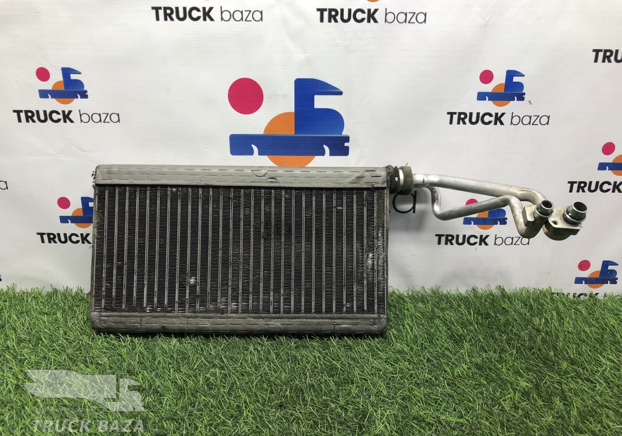 1772726 Радиатор кондиционера салона