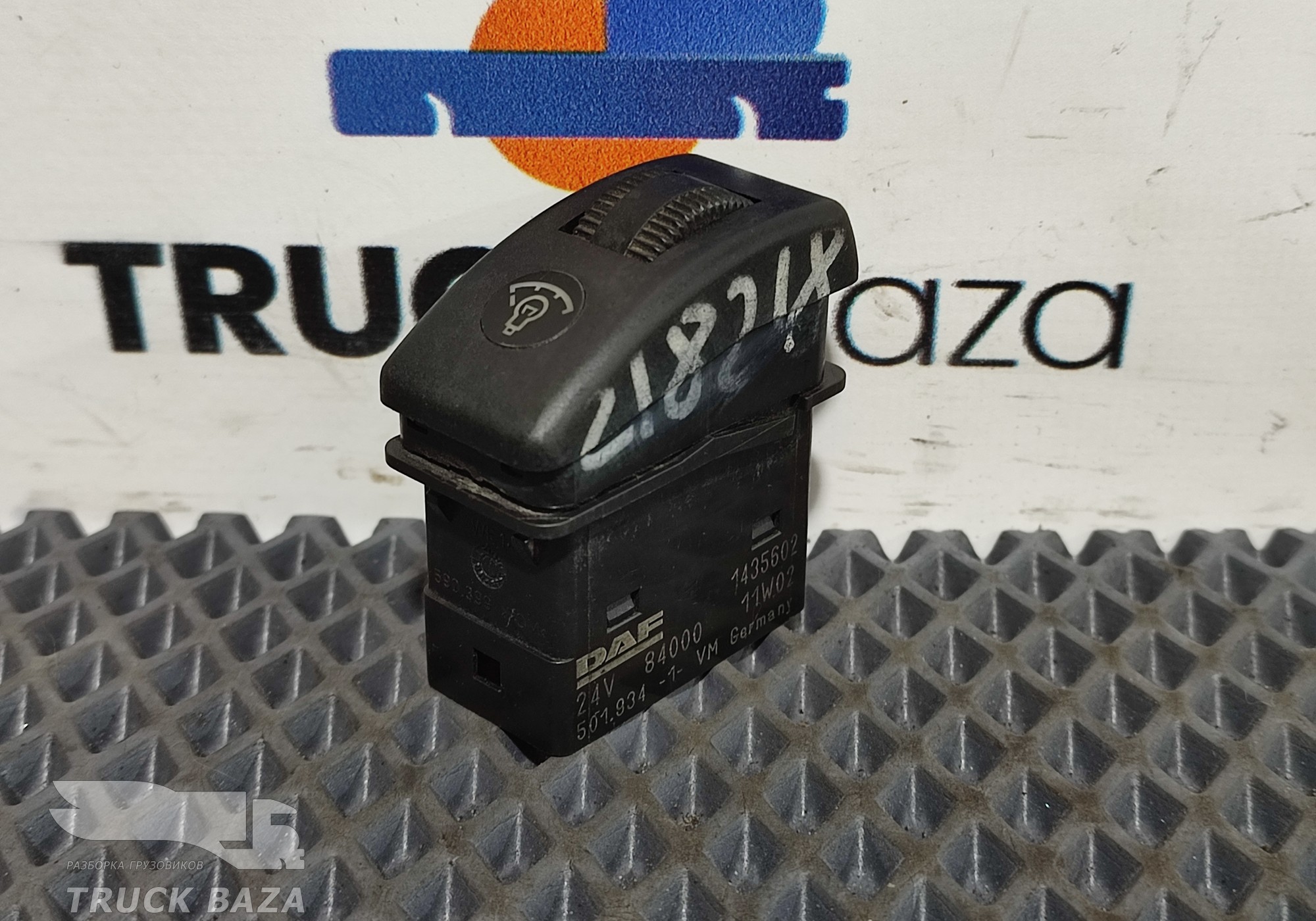 1435602 Кнопка освещения панели приборов для Daf XF105 (с 2005)