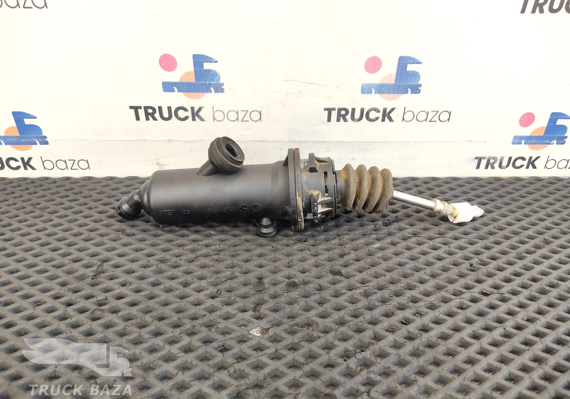 81307156152 Цилиндр сцепления главный