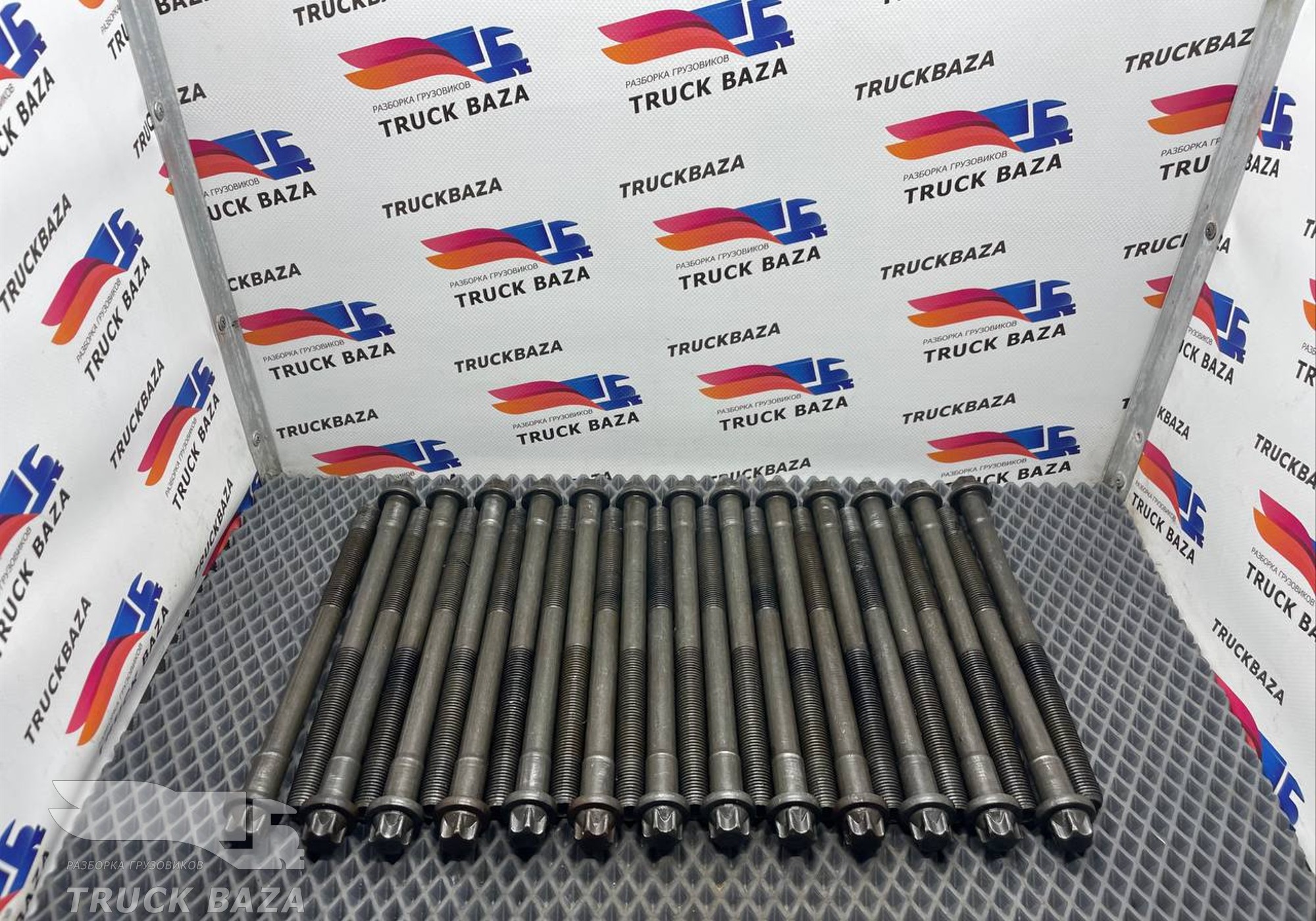 51900200421 Болт ГБЦ комплект для Man TGX II (с 2012)