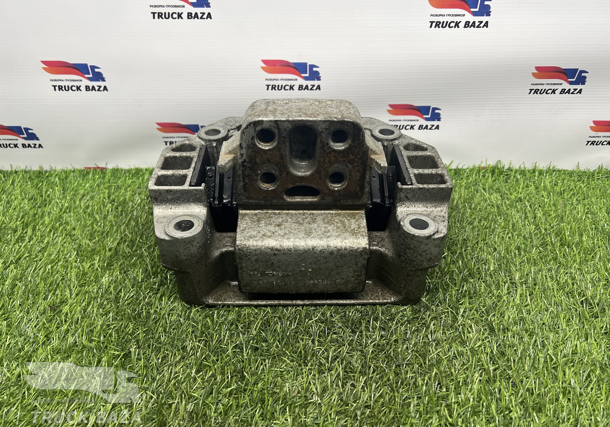 1921972 Подушка КПП