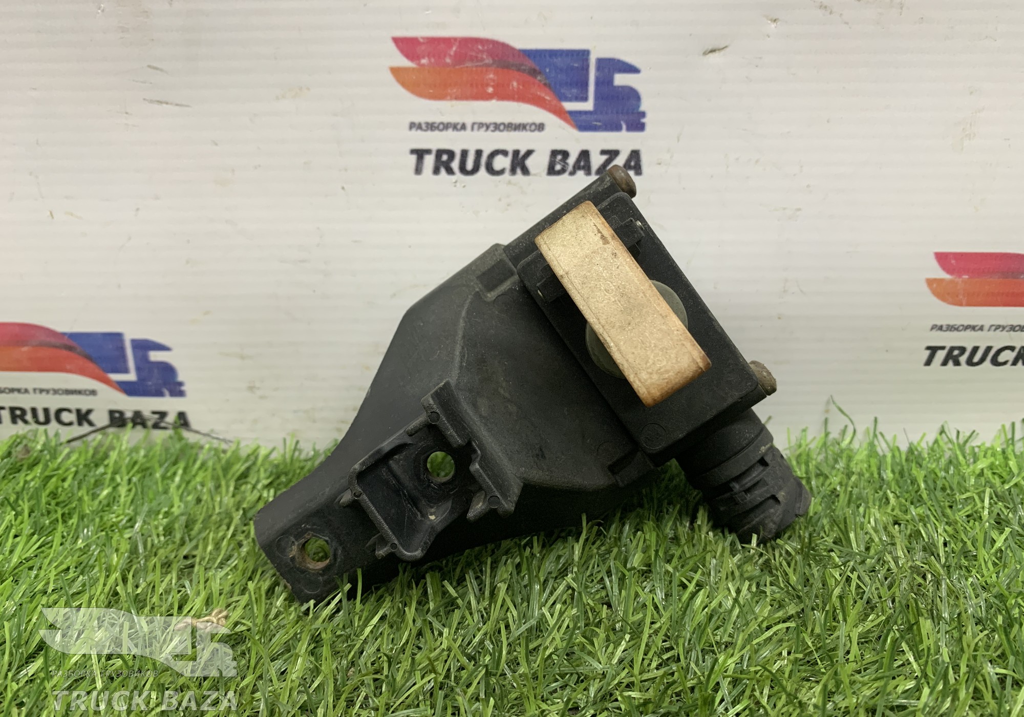 81255250142 Выключатель массы