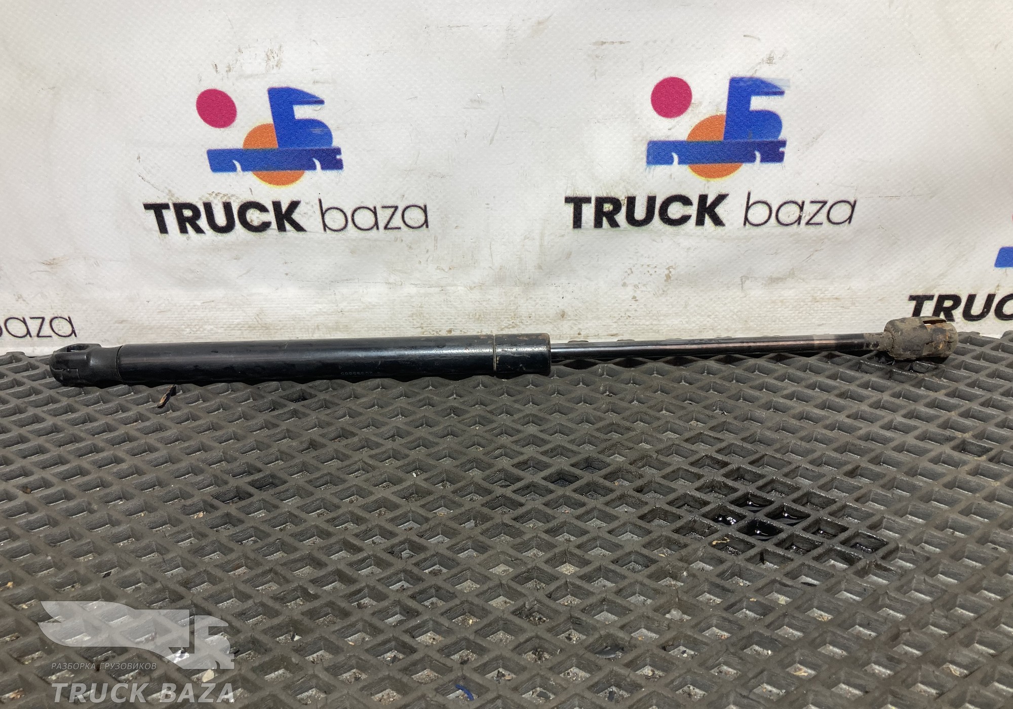 20895865 Амортизатор инструментально ящика для Volvo FM II (с 2002)