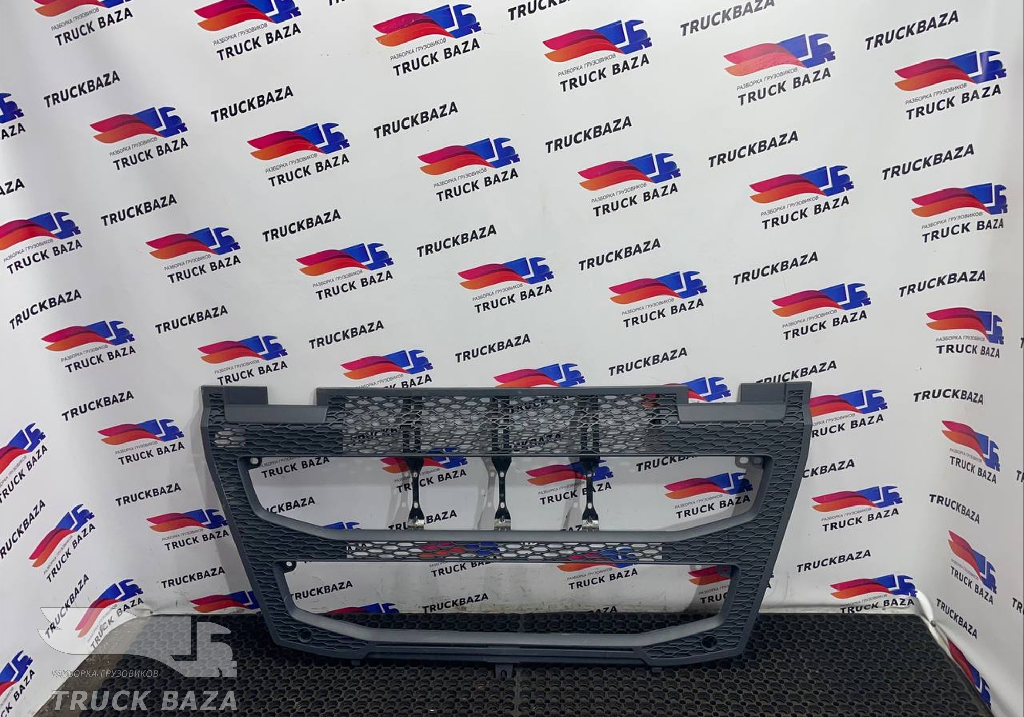 82491908 Решетка радиатора для Volvo FH 4 (с 2012)