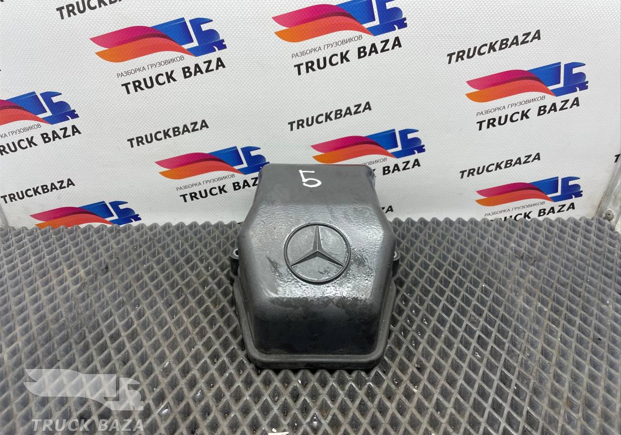 A4570100930 Крышка ГБЦ клапанная для Mercedes-Benz Axor III (с 2010)