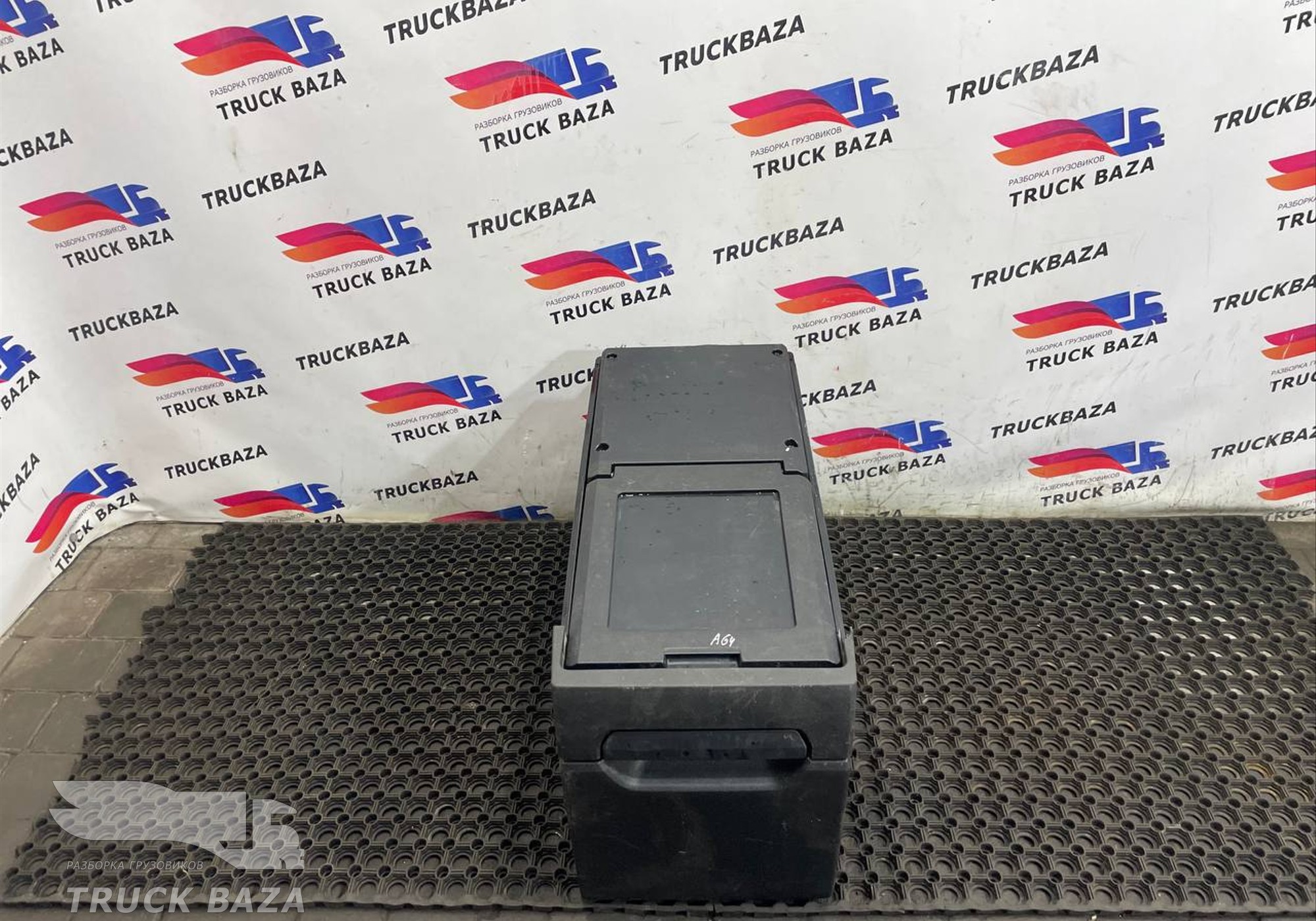 A9608400943 Холодильник для Mercedes-Benz Actros New Actros MP4 (с 2011)