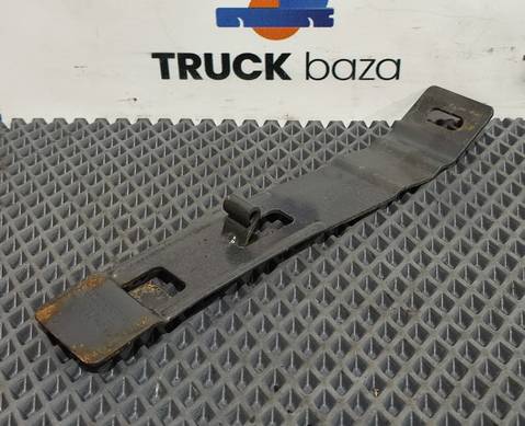 2712437 Кронштейн крыла для Scania