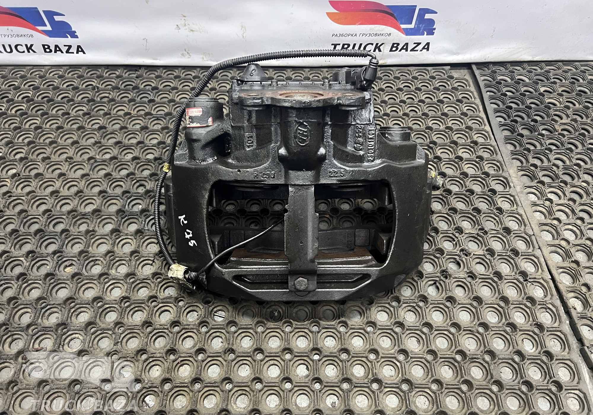 HD90129341292 Суппорт задний правый для КАМАЗ 54901