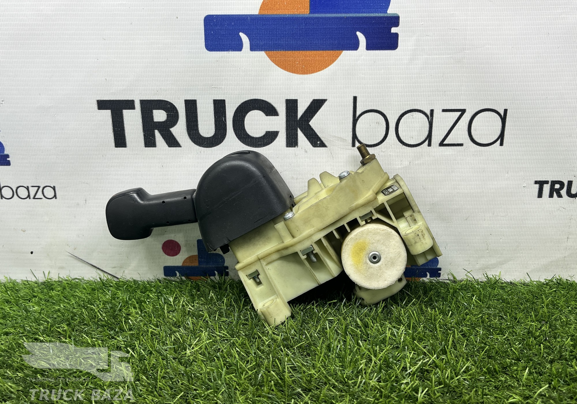 1774968 Кран ручного тормоза