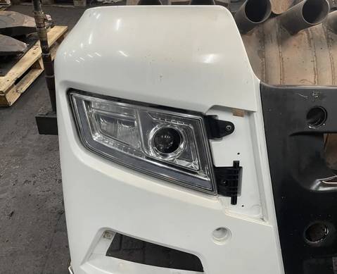 Фара правая для Sinotruk Sitrak C7H