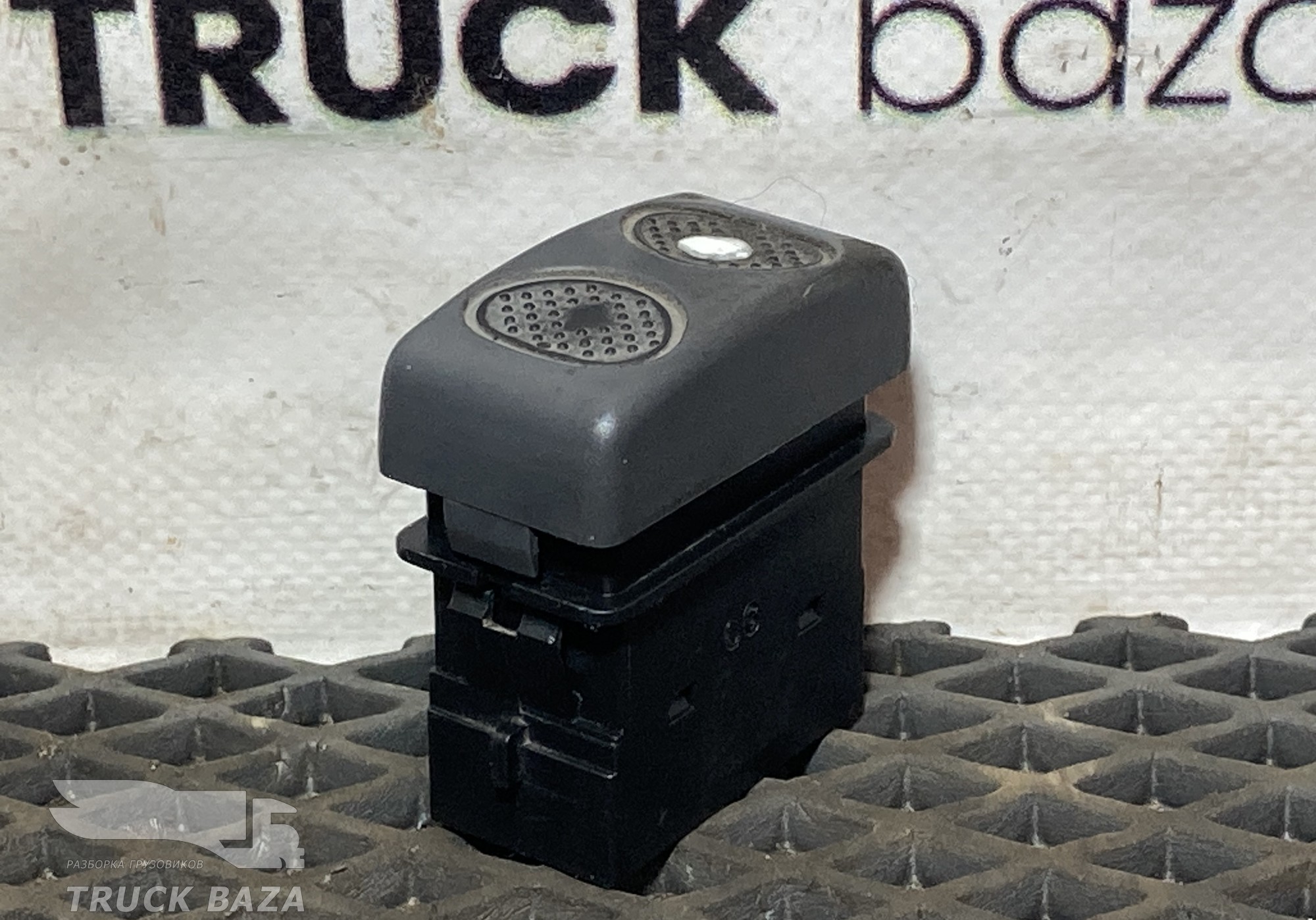 Кнопка многофункциональная для Iveco Stralis II Hi-Way (с 2012)