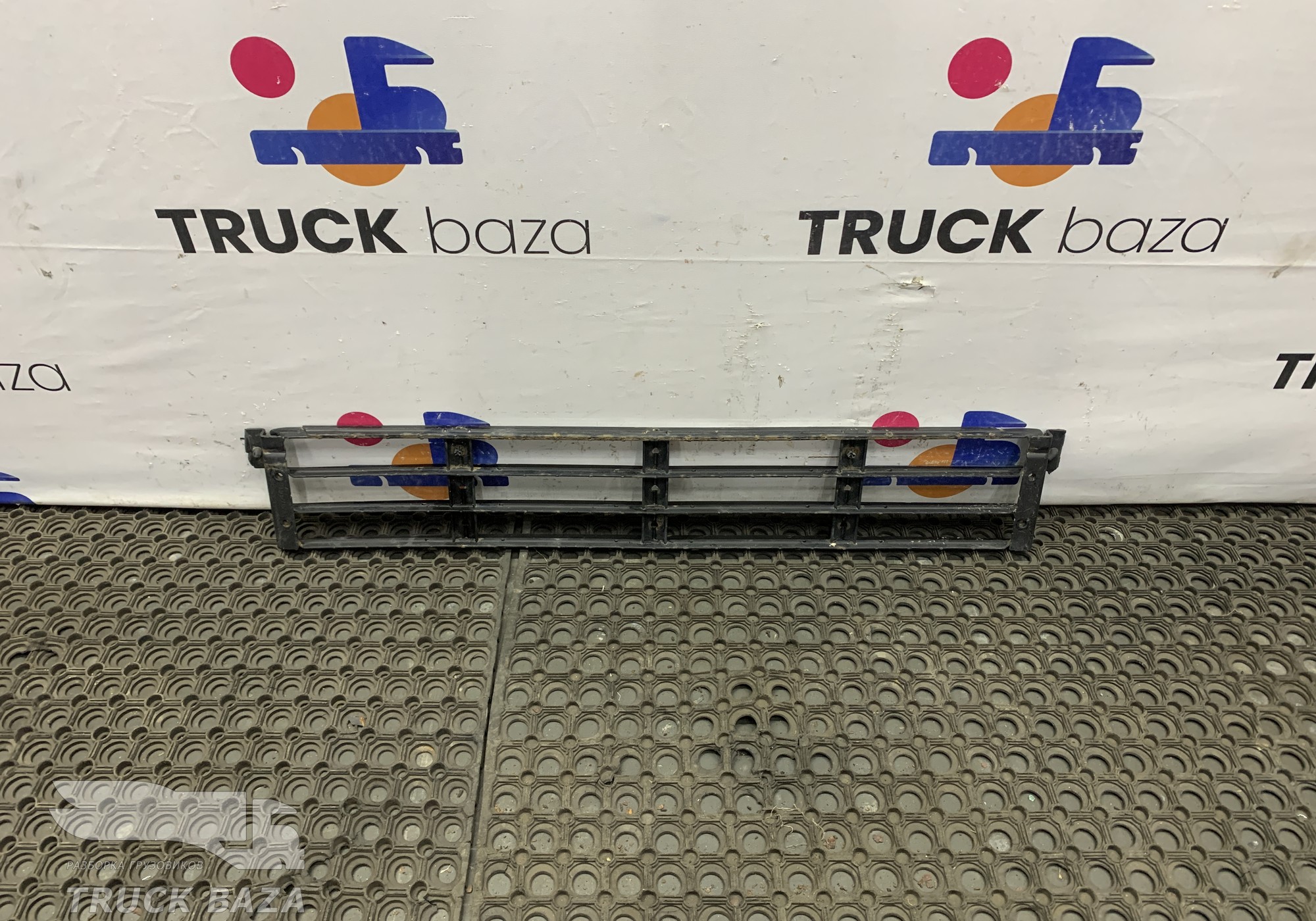 82072463 Решетка радиатора для Volvo FH 3 (с 2008 по 2012)