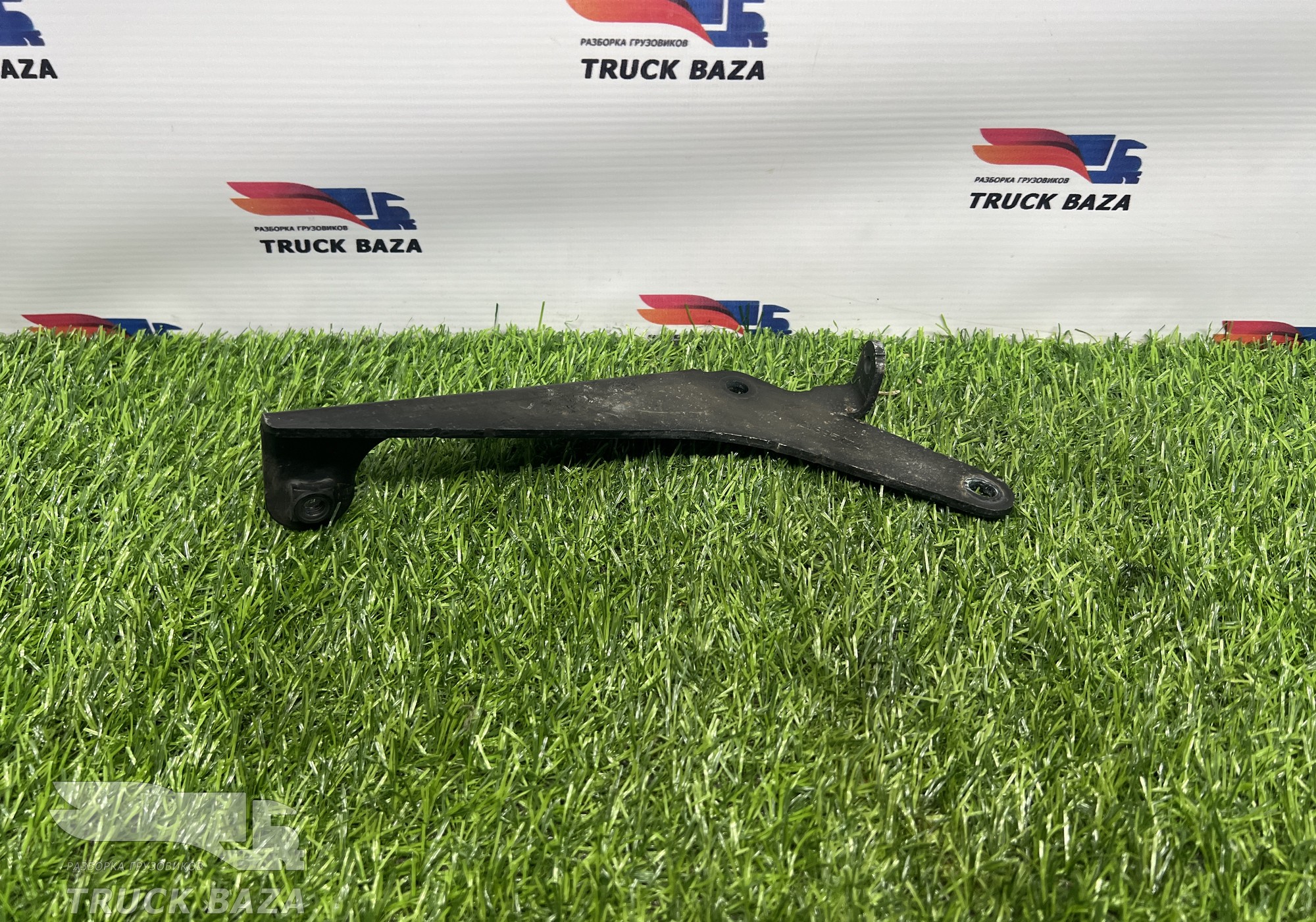 Кронштейн выхлопных газов для Renault T (с 2013)