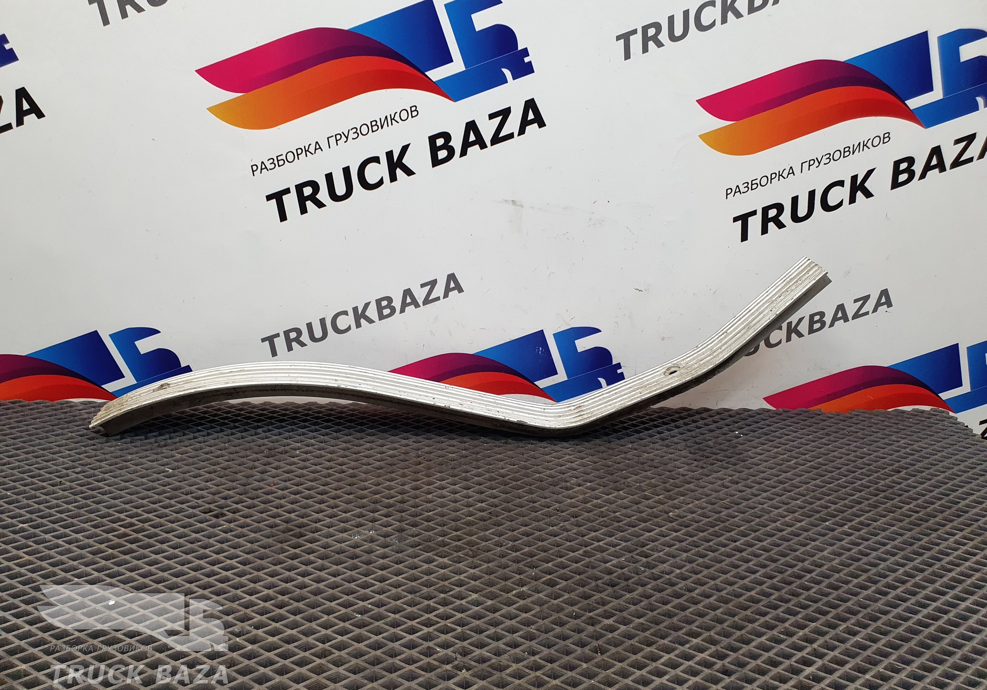 1476082 Накладка порога внутренняя для Scania 4-series R (с 1995 по 2007)