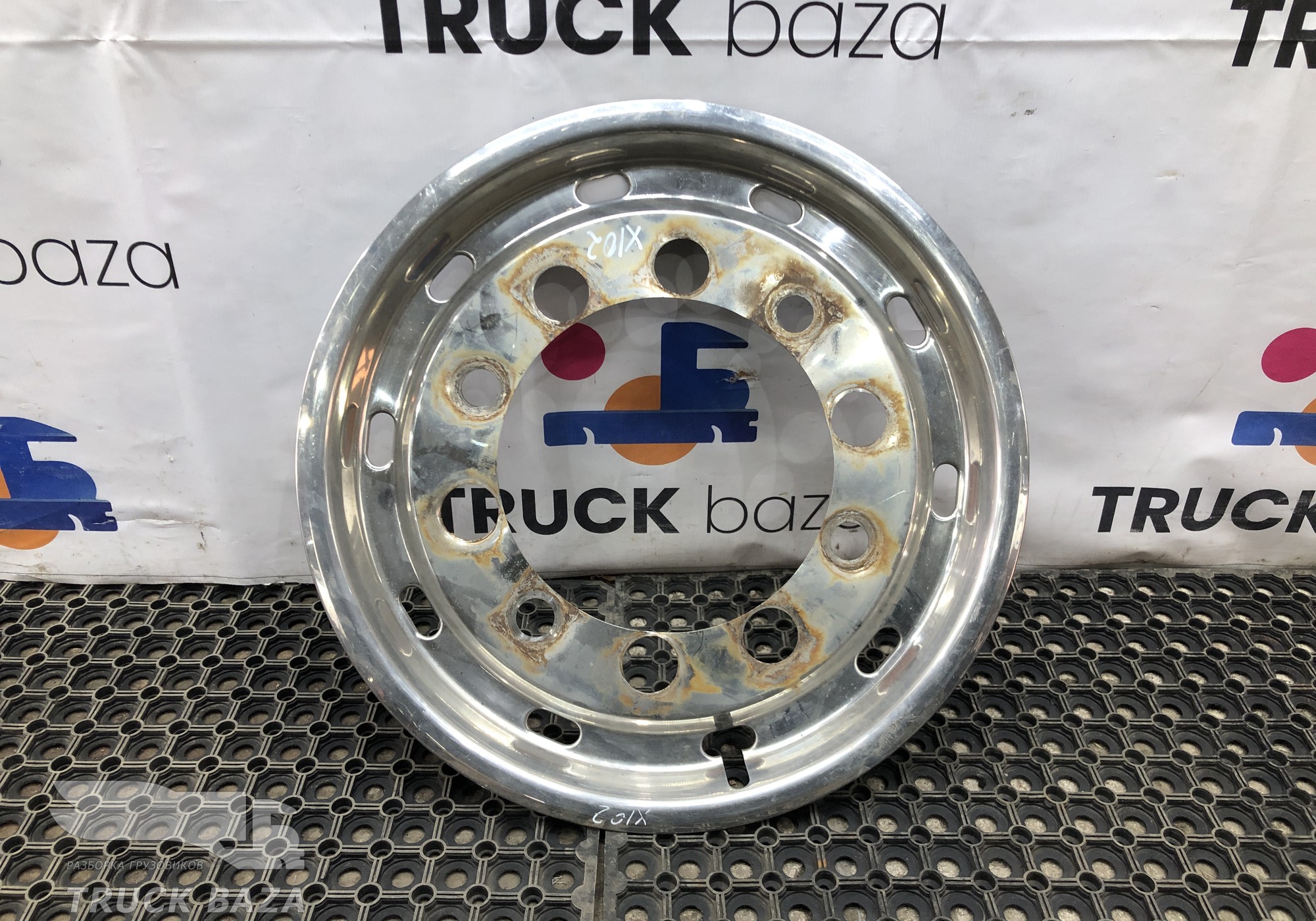 1228439 Колпак декоративный для Daf XF 95XF (I) (с 1997 по 2002)