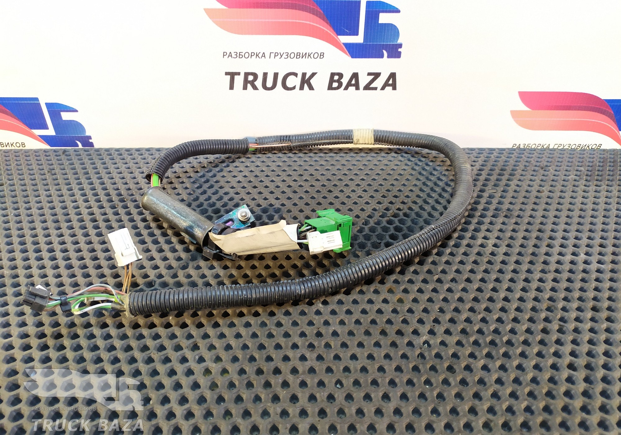 504245213 Проводка рулевой колонки для Iveco Stralis I (с 2002)