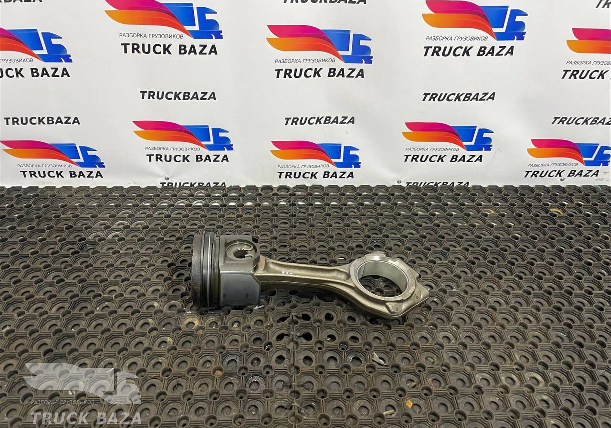 2132582 Поршень с шатуном для Daf XF106 (с 2013 по 2023)