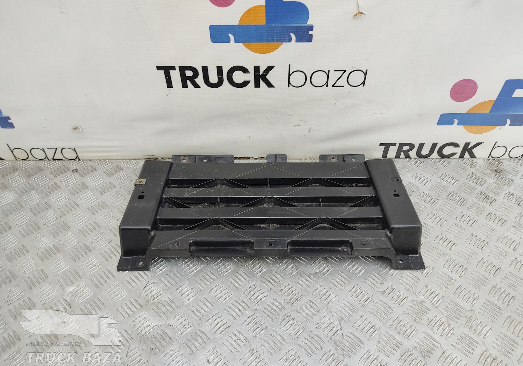 1826072 Площадка подножки для Daf XF105 (с 2005)