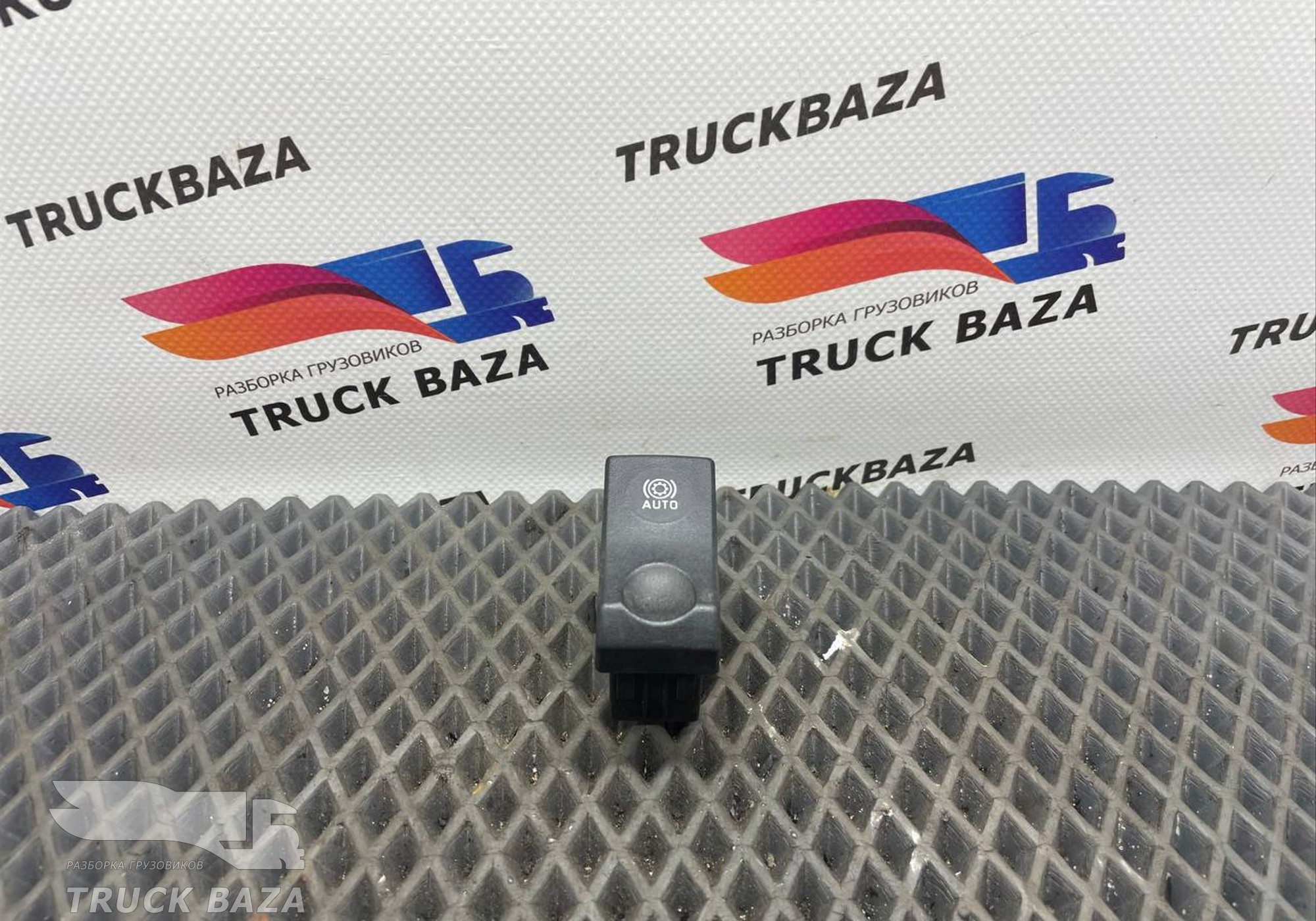 5010379357 Кнопка управления замедлителем для Renault Magnum IV DXi (с 2005 по 2013)