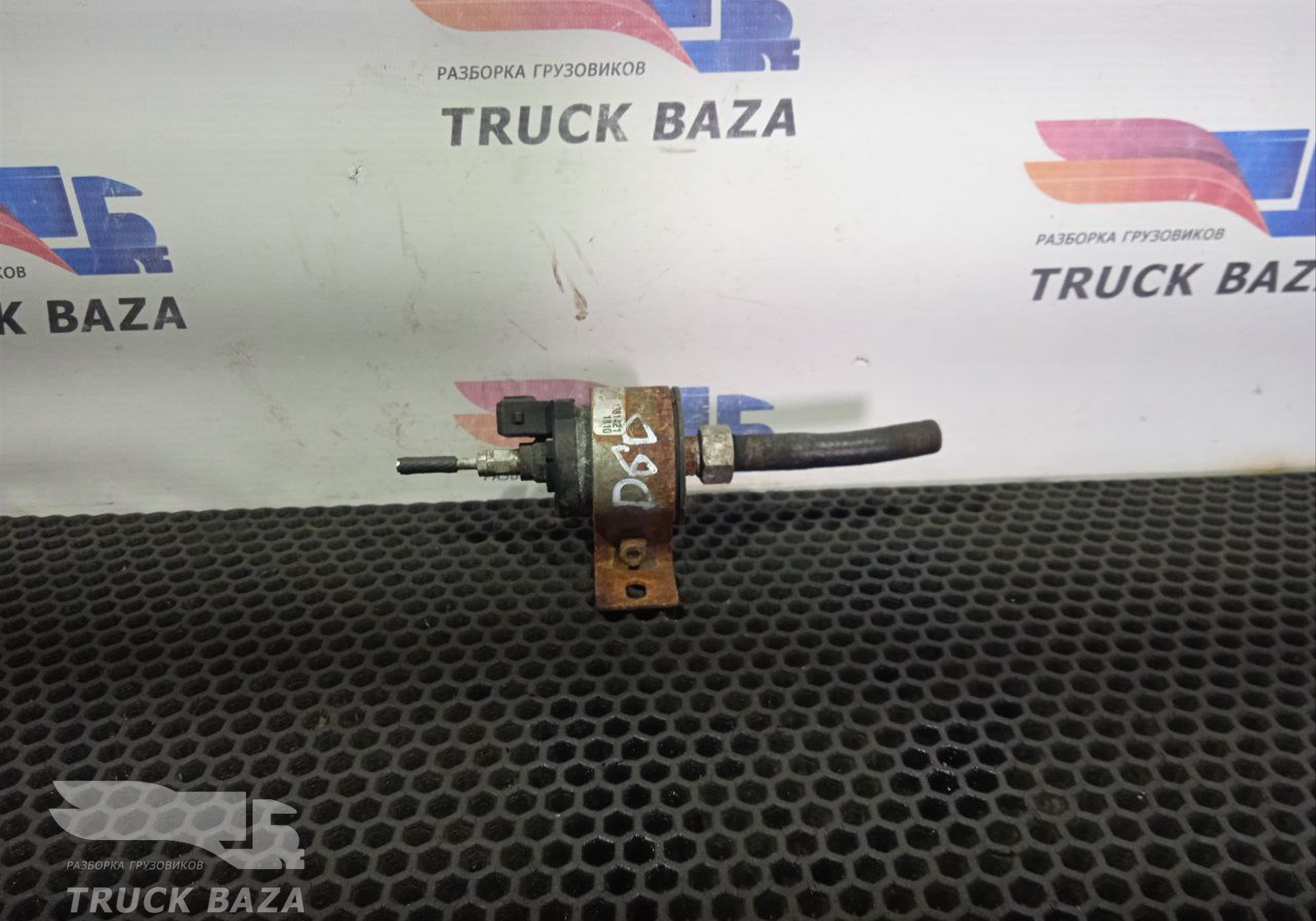 1381421 Насос автономного отопителя для Mercedes-Benz Axor