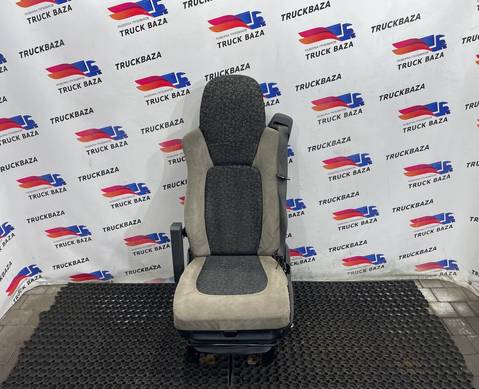 1738295 Сиденье переднее левое пневматическое для Daf XF105 (с 2005)
