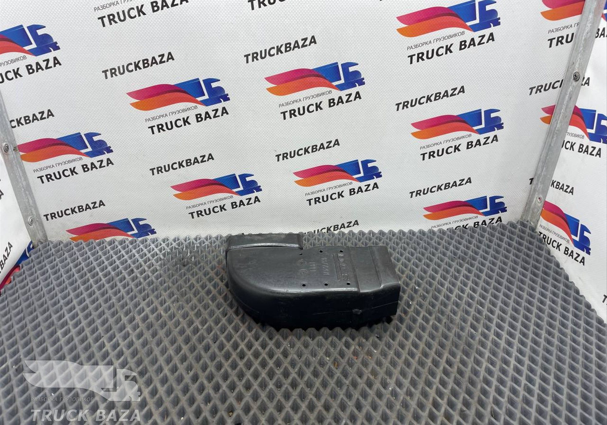 1877201 Патрубок отопителя для Daf XF105 (с 2005)