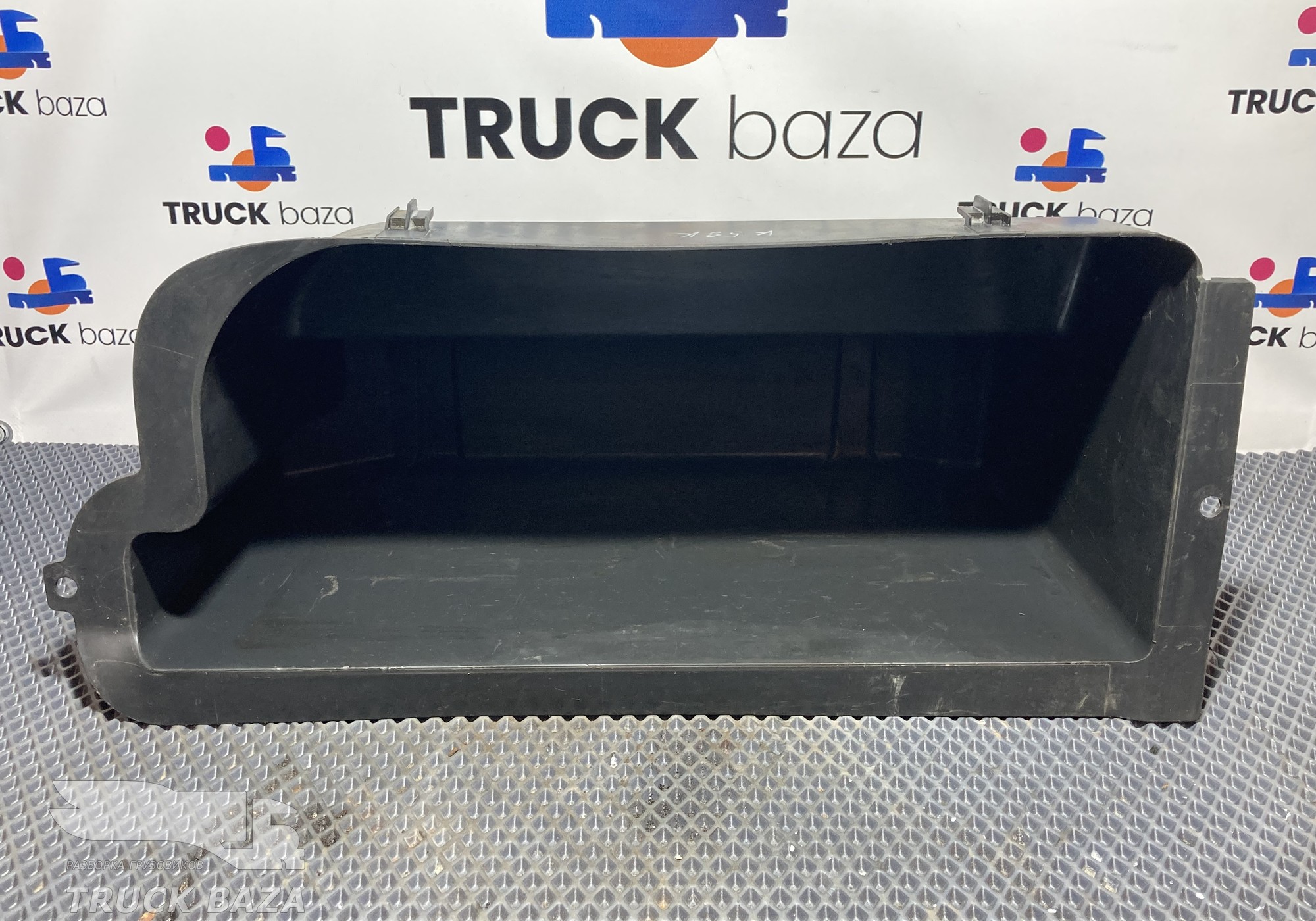 9738430305 Ящик вещевой