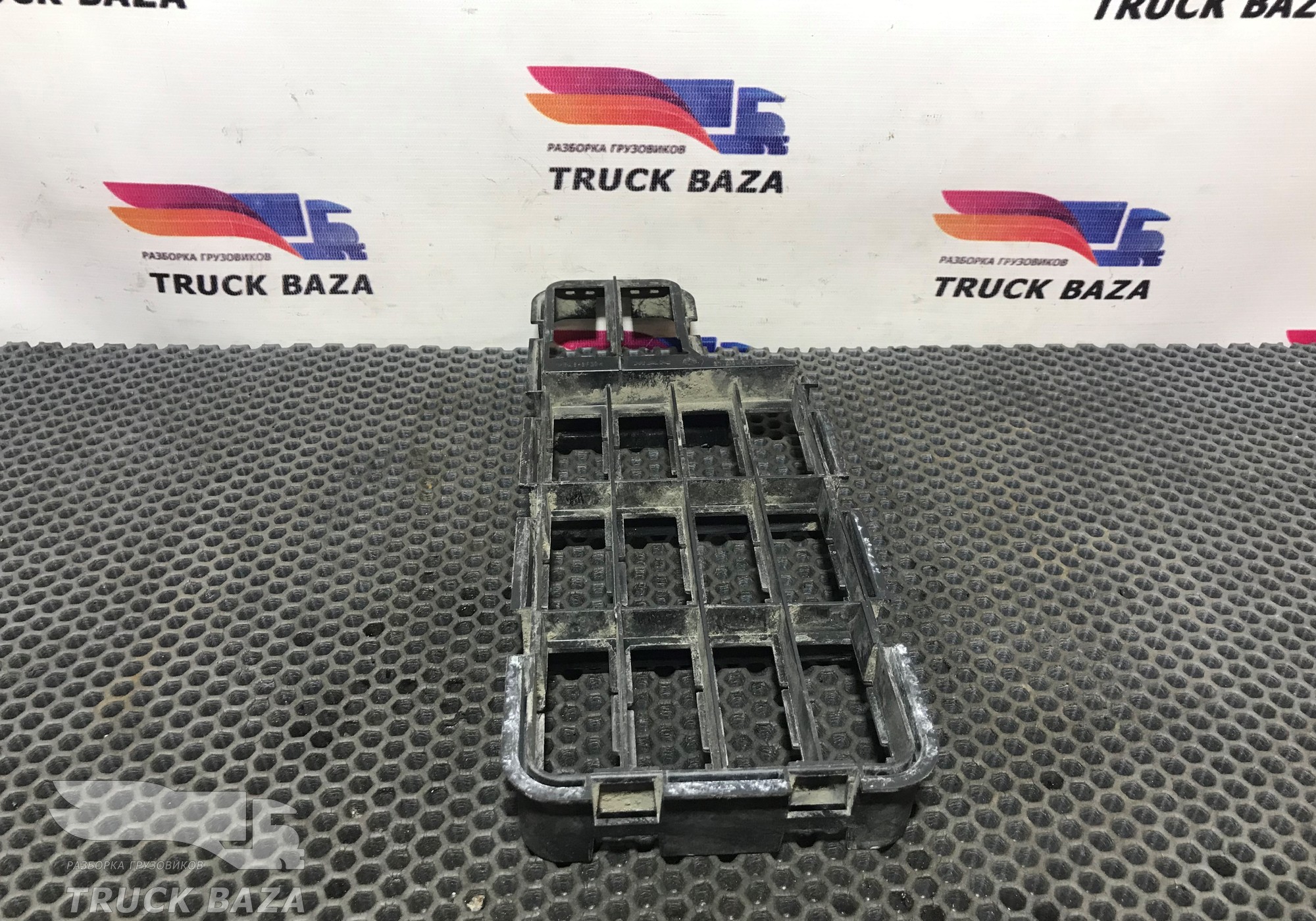 81254410654 Рамка блока разъемов для Man TGX