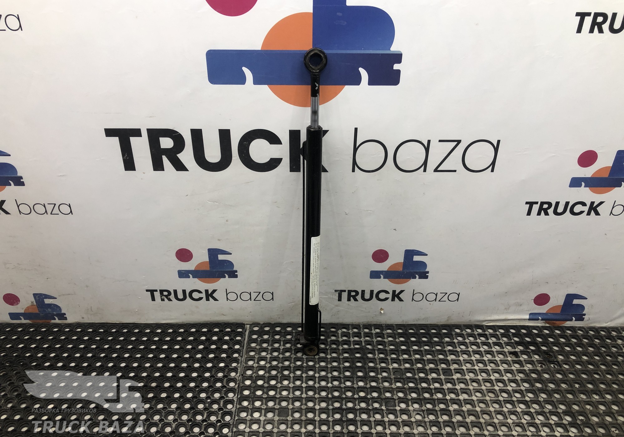 81417236123 Цилиндр подъема кабины для Man TGX II (с 2012)