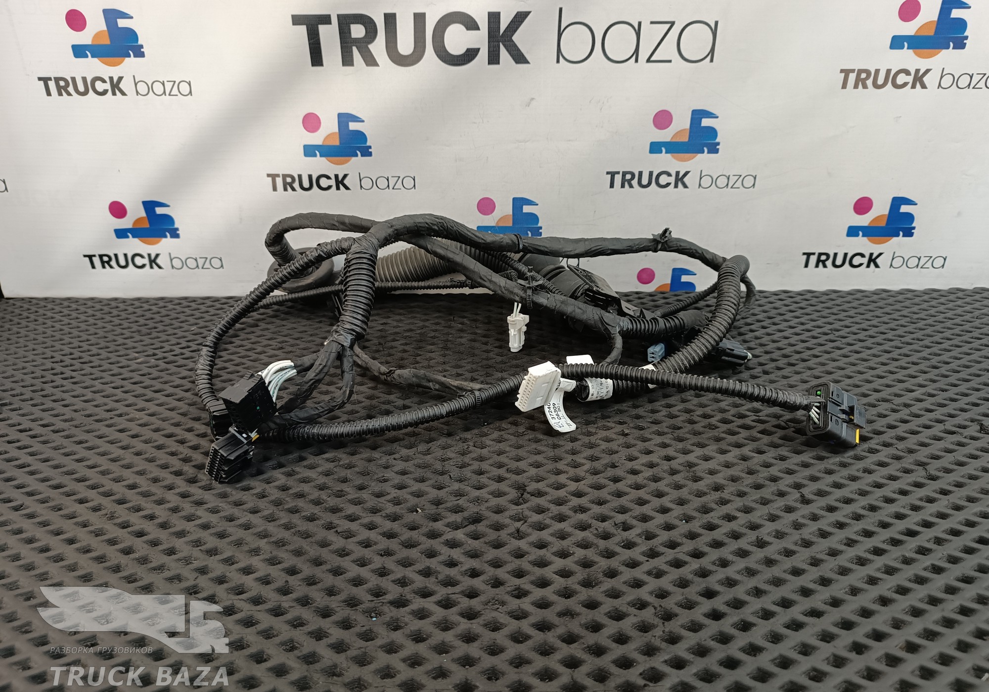 3724050C6309 Проводка двери левая для DongFeng GX DFH4180
