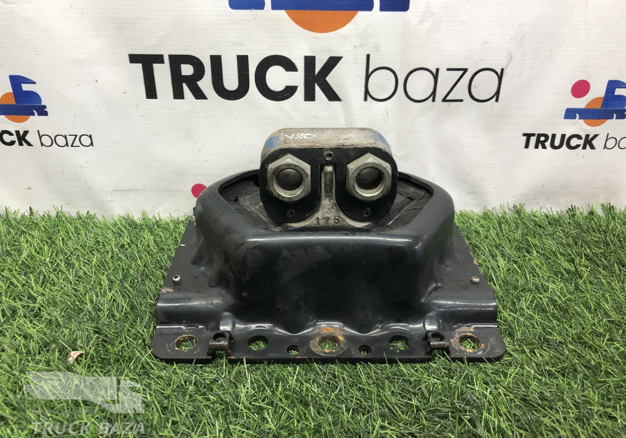 21228153 Подушка двигателя задняя